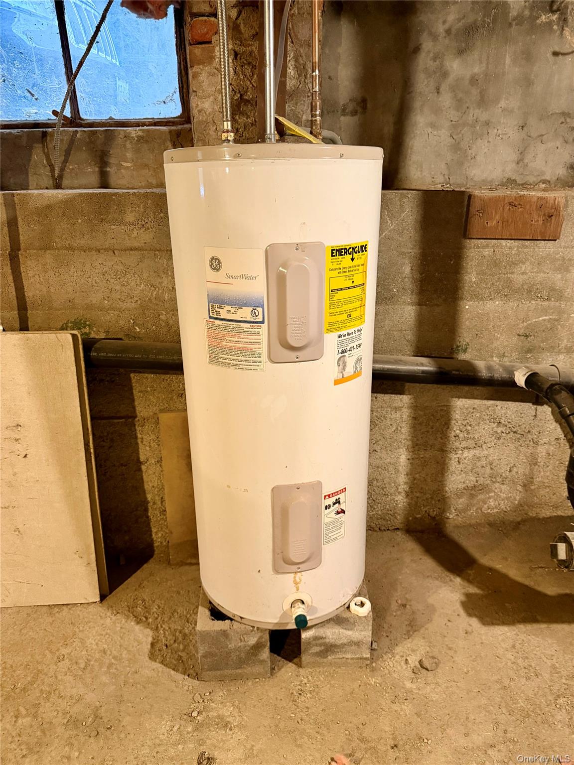 47 Gifford Avenue, Poughkeepsie, NY 12601