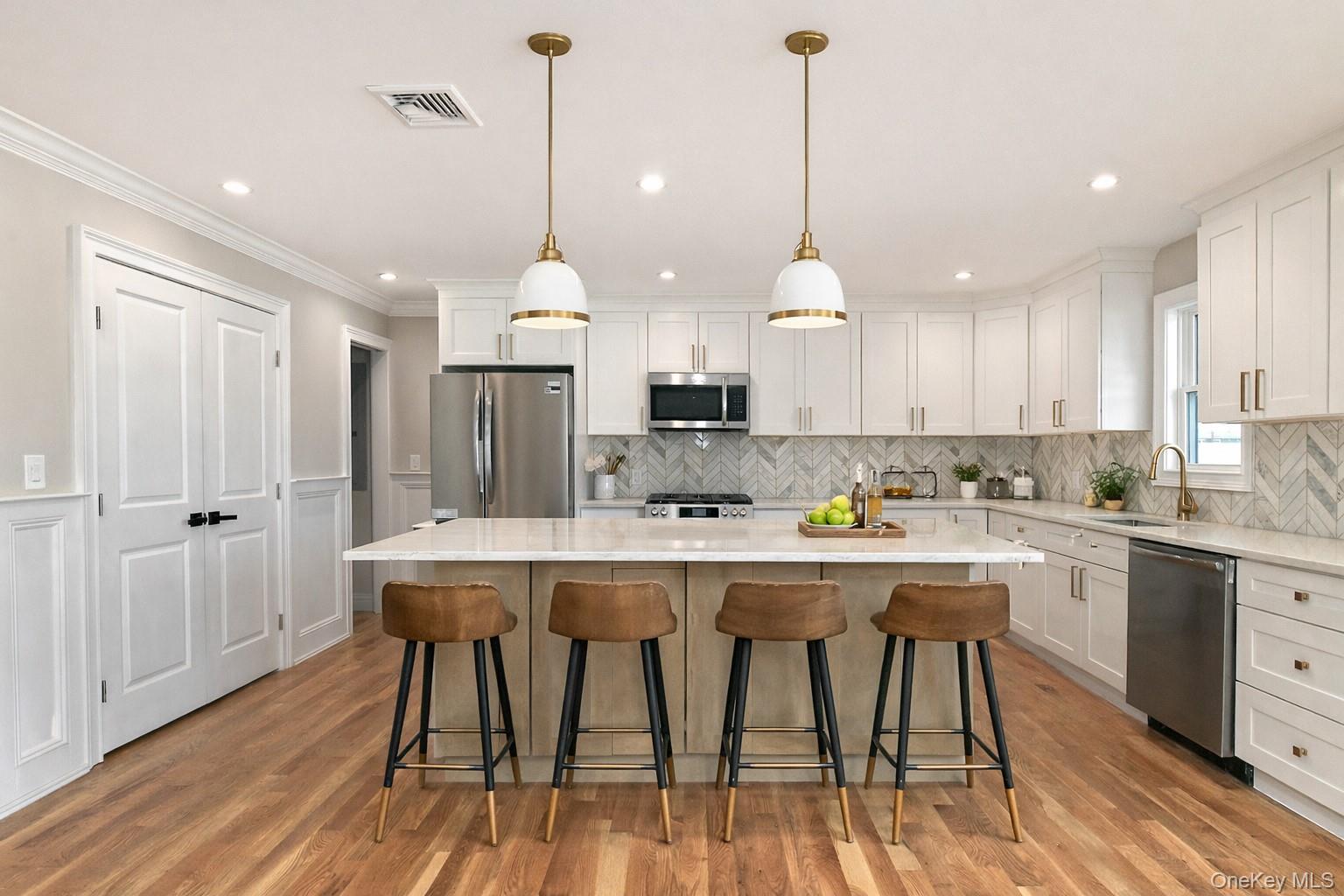 1903 George Court, Merrick, NY 11566