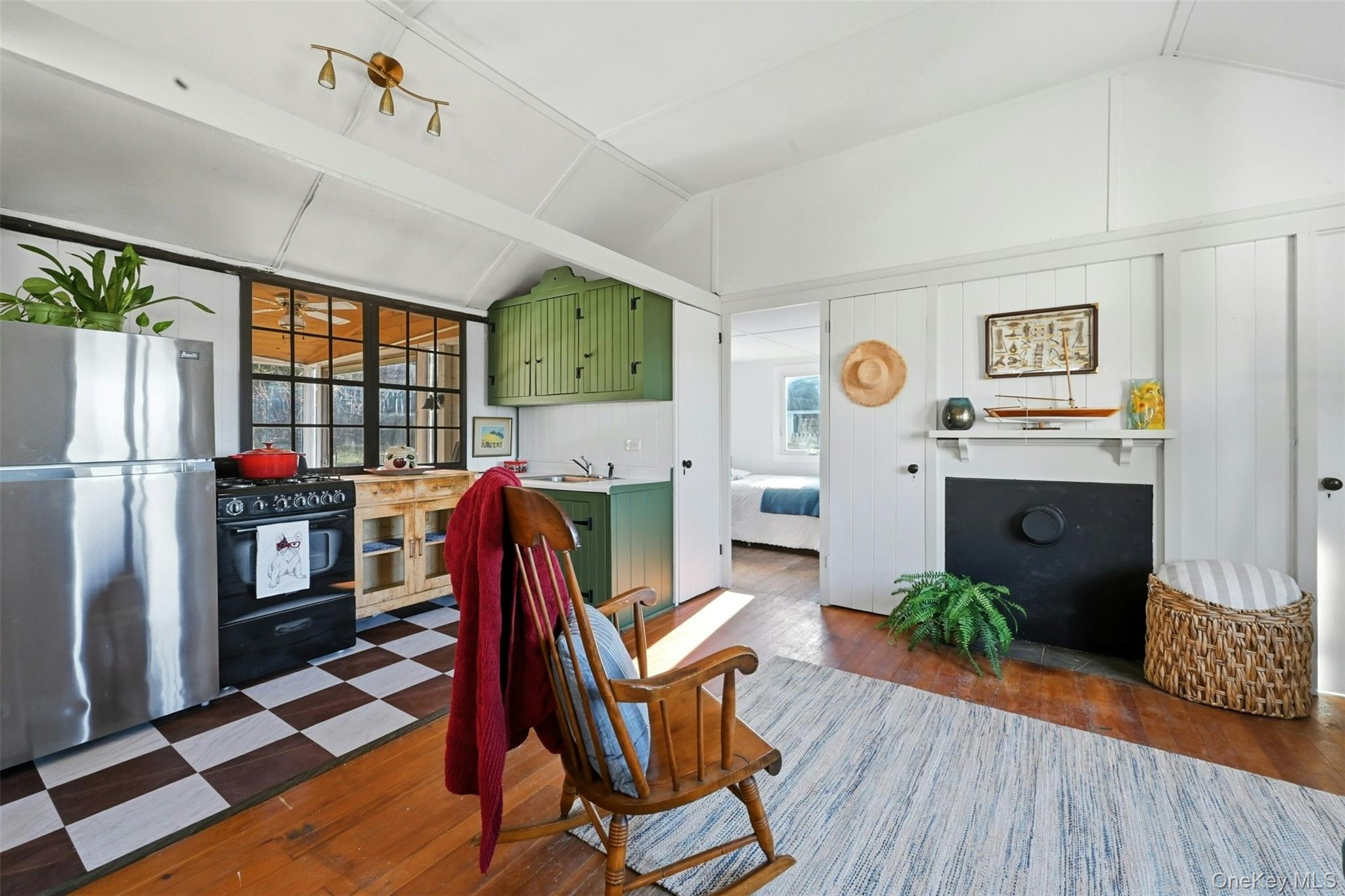 875 Oak Avenue, Southold, NY 11971