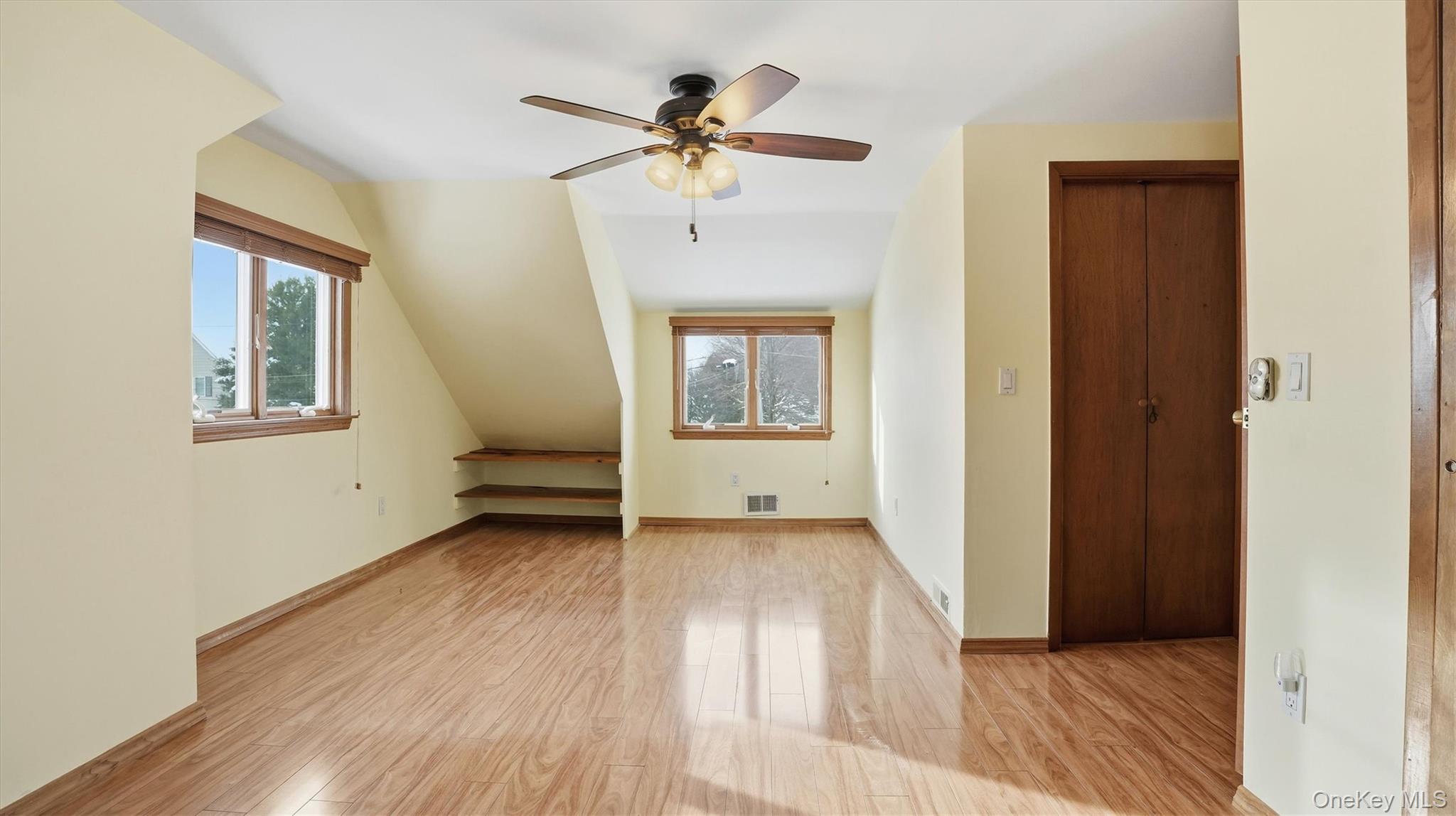 47 Vincent Road, Hicksville, NY 11801