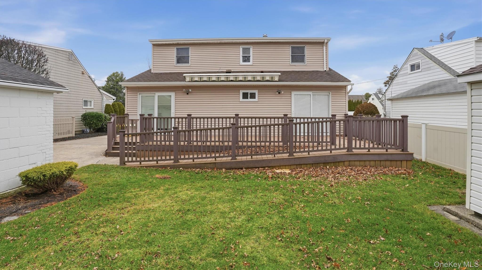 47 Vincent Road, Hicksville, NY 11801