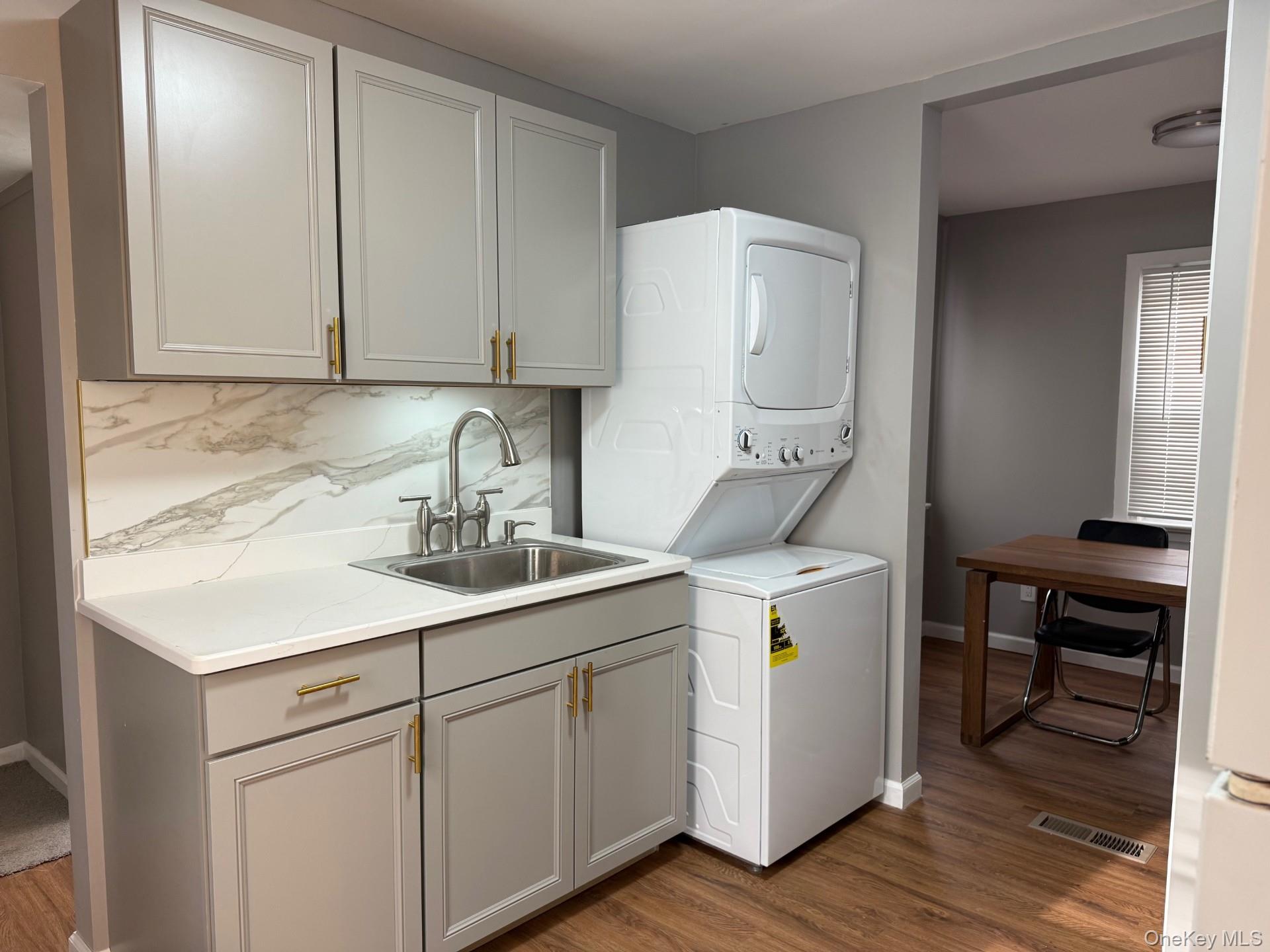 12 Admiral Street, Port Jefferson Station, NY 11776