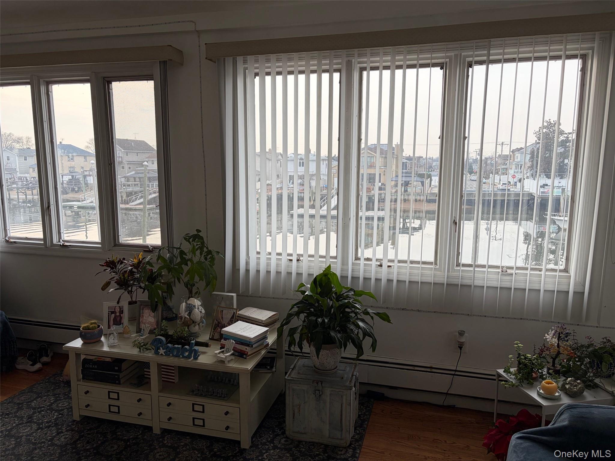 9934 164th Avenue, Hamilton Beach, NY 11414