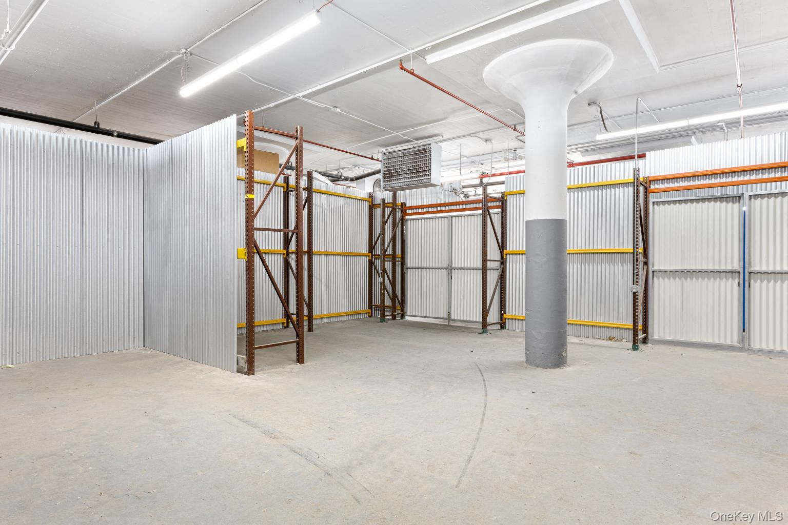 5900 Decatur # 2nd Fl, Ridgewood, NY 11385