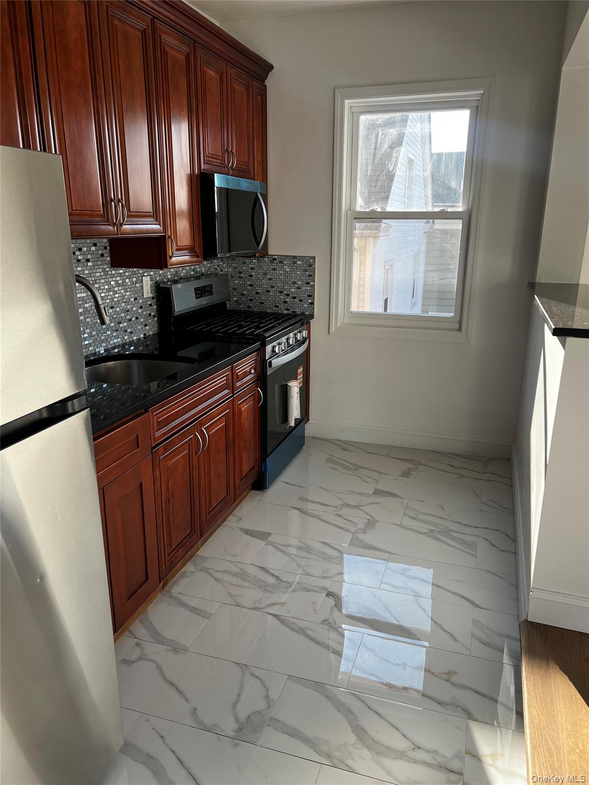 38 Overlook Street # 2, Mount Vernon, NY 10552