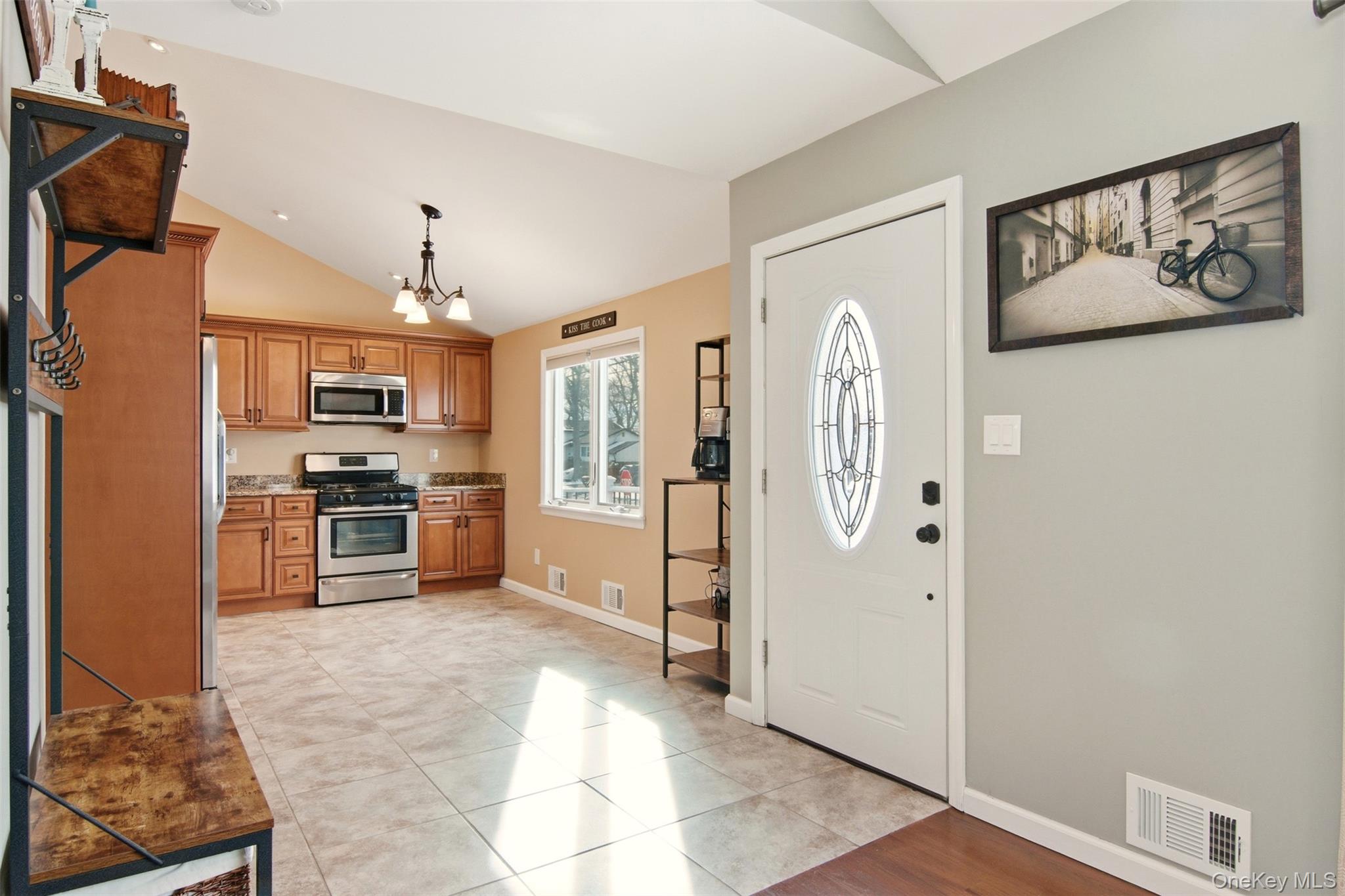 323 Broadway, Port Jefferson Station, NY 11776