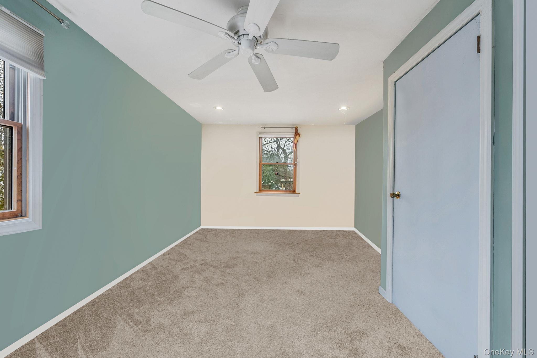 1432 Gardiner Drive, Bay Shore, NY 11706