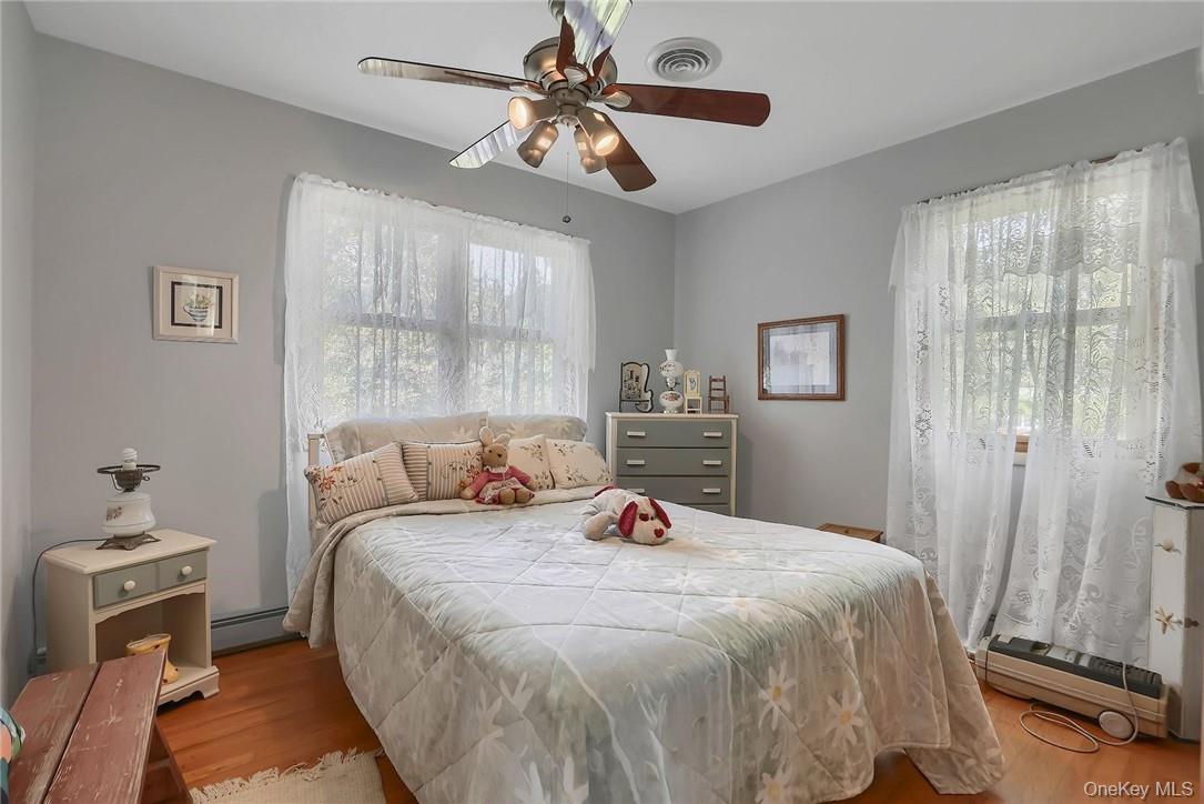 16 Hamilton Drive, Hopewell Junction, NY 12533