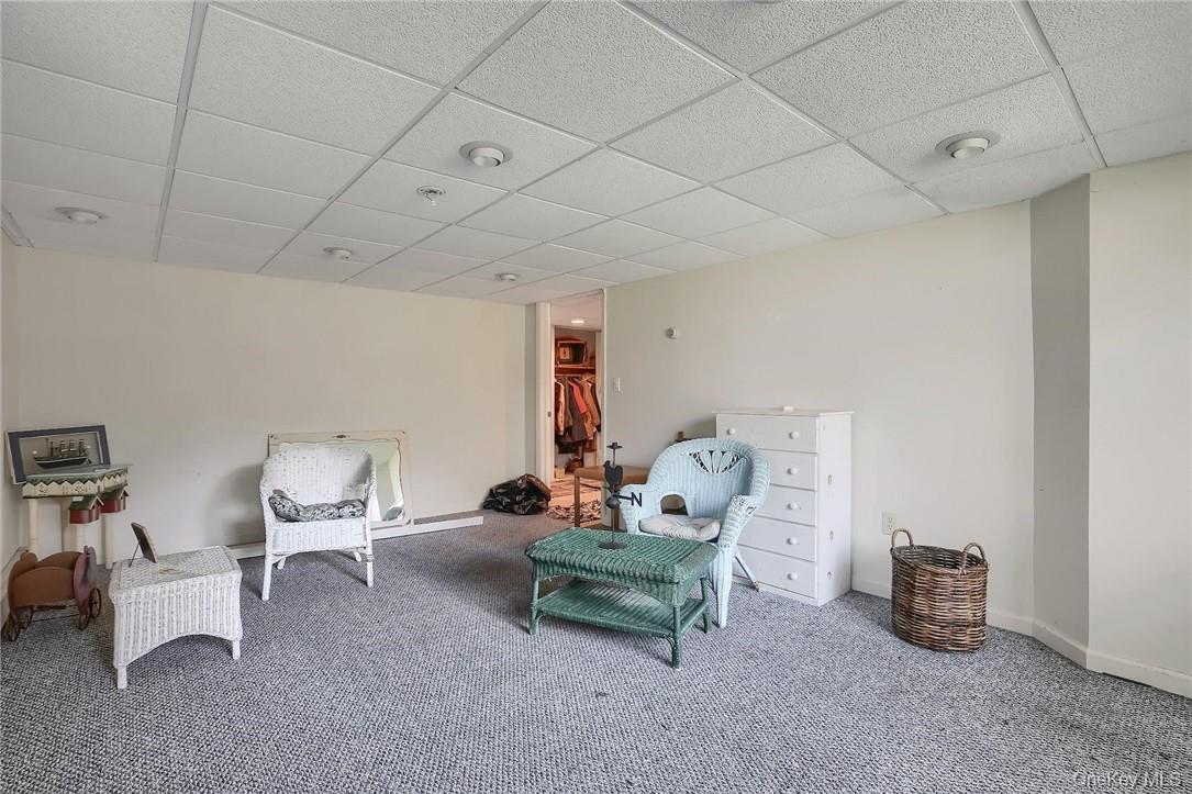 16 Hamilton Drive, Hopewell Junction, NY 12533