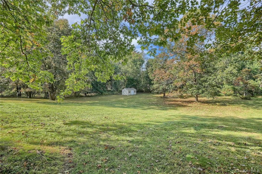 16 Hamilton Drive, Hopewell Junction, NY 12533