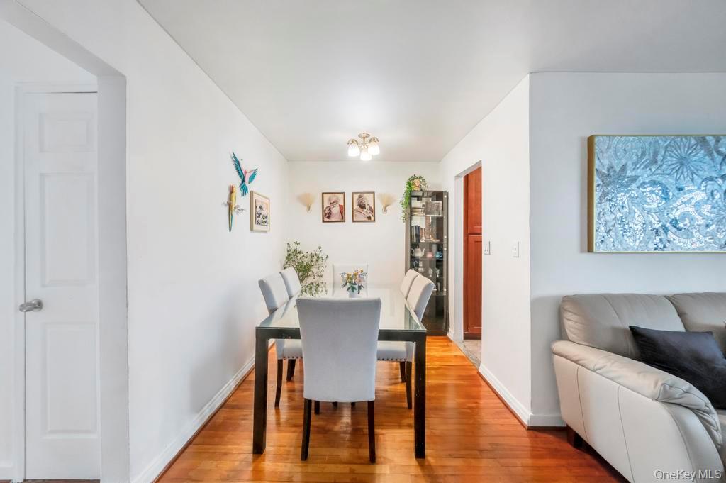 196-72 69th Ave # 1 FL, Fresh Meadows, NY 11365