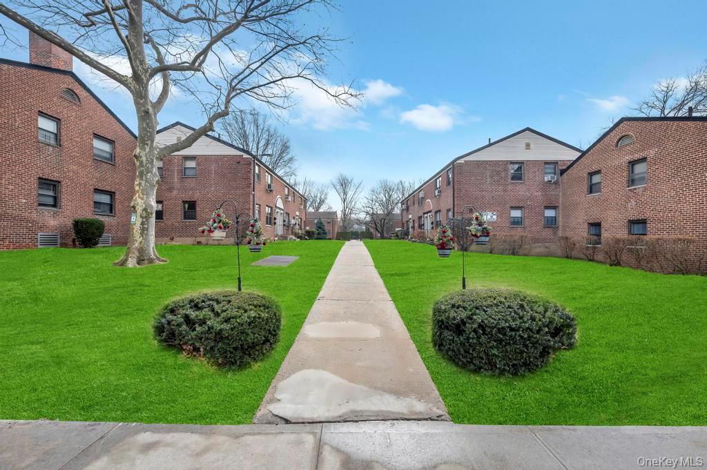 196-72 69th Ave # 1 FL, Fresh Meadows, NY 11365