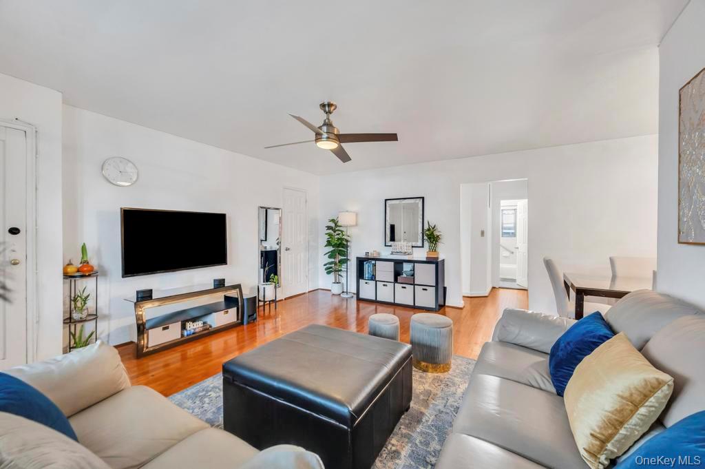 196-72 69th Ave # 1 FL, Fresh Meadows, NY 11365