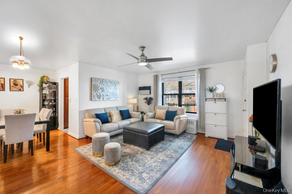 196-72 69th Ave # 1 FL, Fresh Meadows, NY 11365