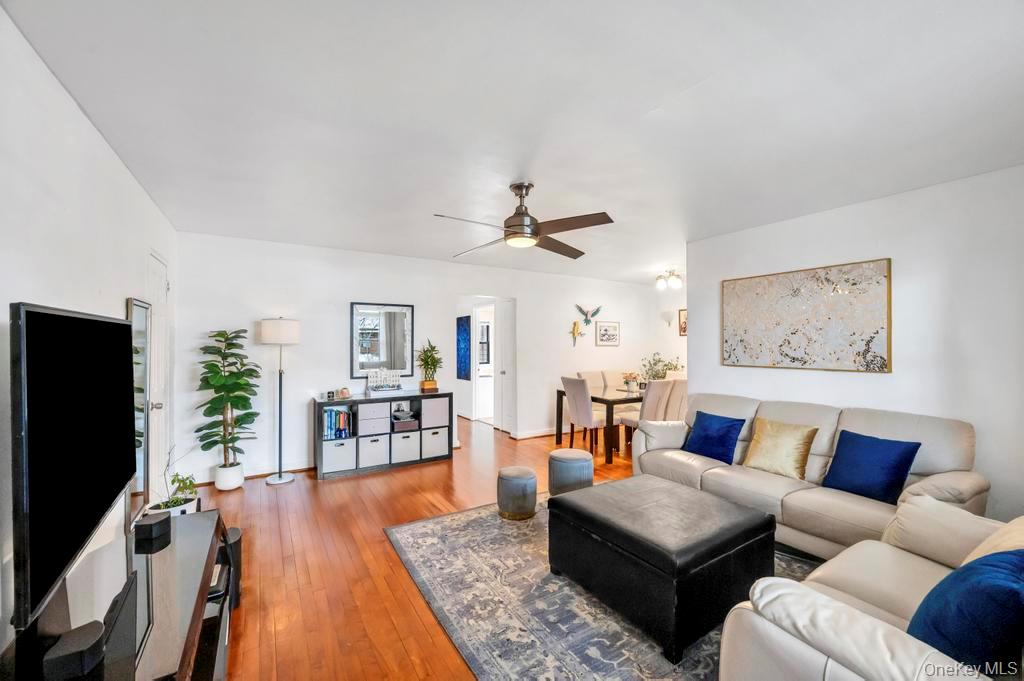 196-72 69th Ave # 1 FL, Fresh Meadows, NY 11365