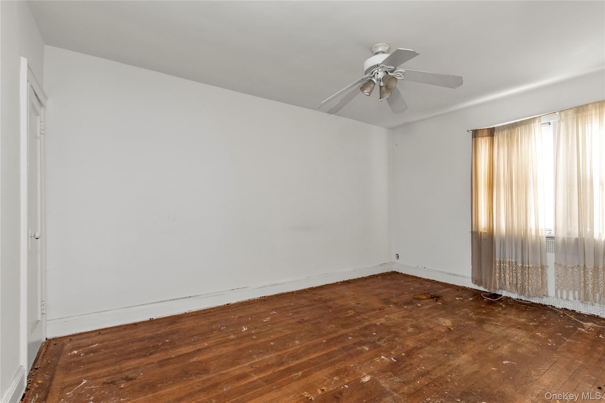 141 05 59th Avenue, Flushing, NY 11355