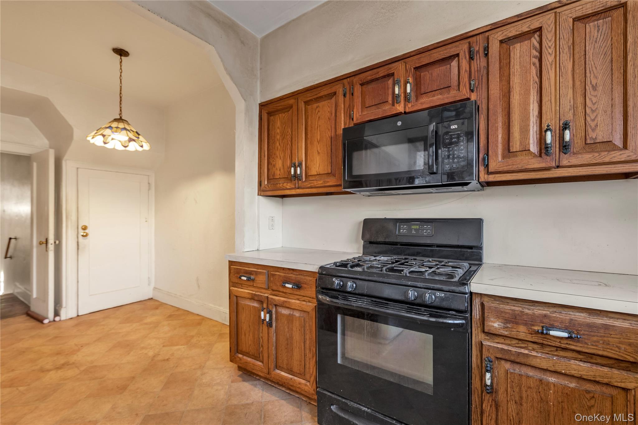 141 05 59th Avenue, Flushing, NY 11355