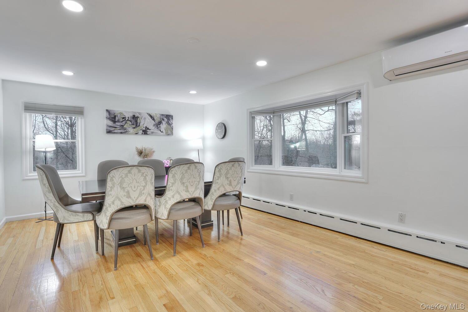 15 Woodland Place, Airmont, NY 10952