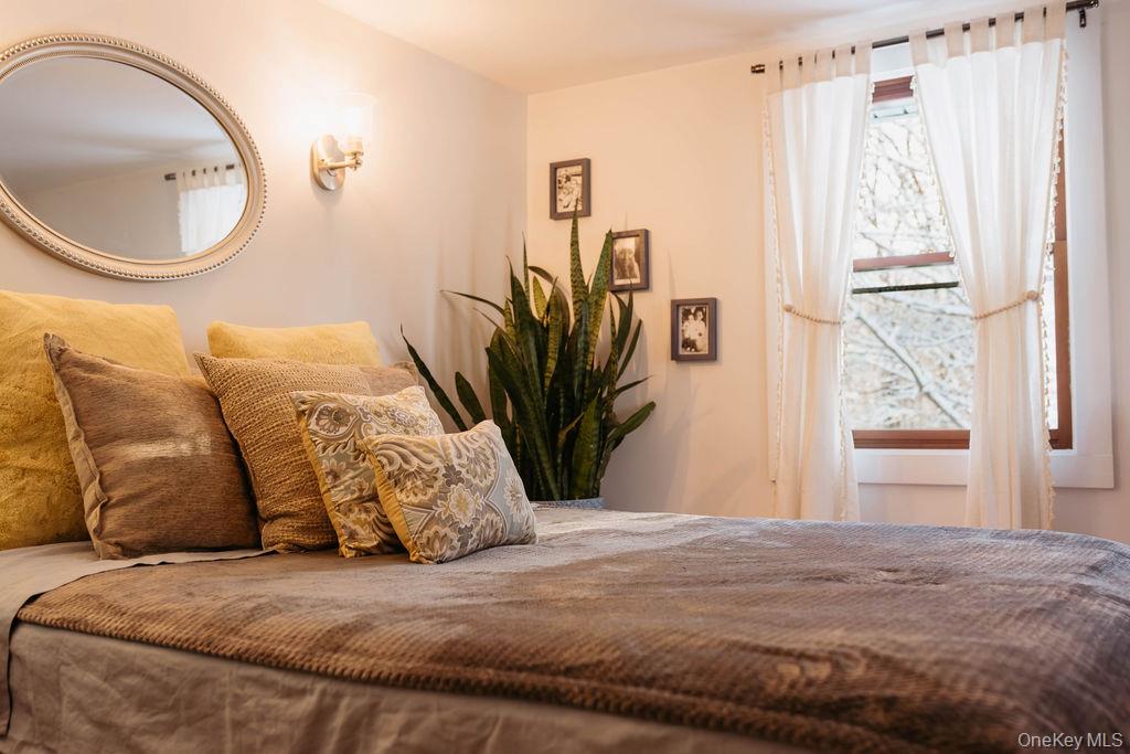 1271 State Route 208, Wallkill, NY 12589