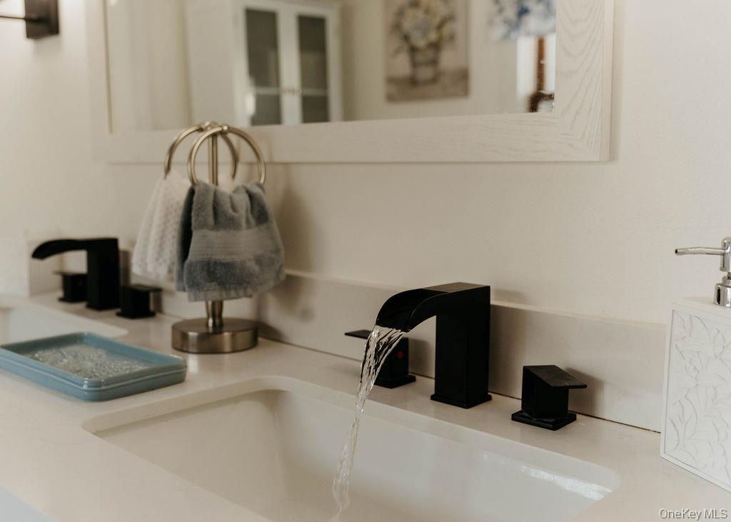 1271 State Route 208, Wallkill, NY 12589