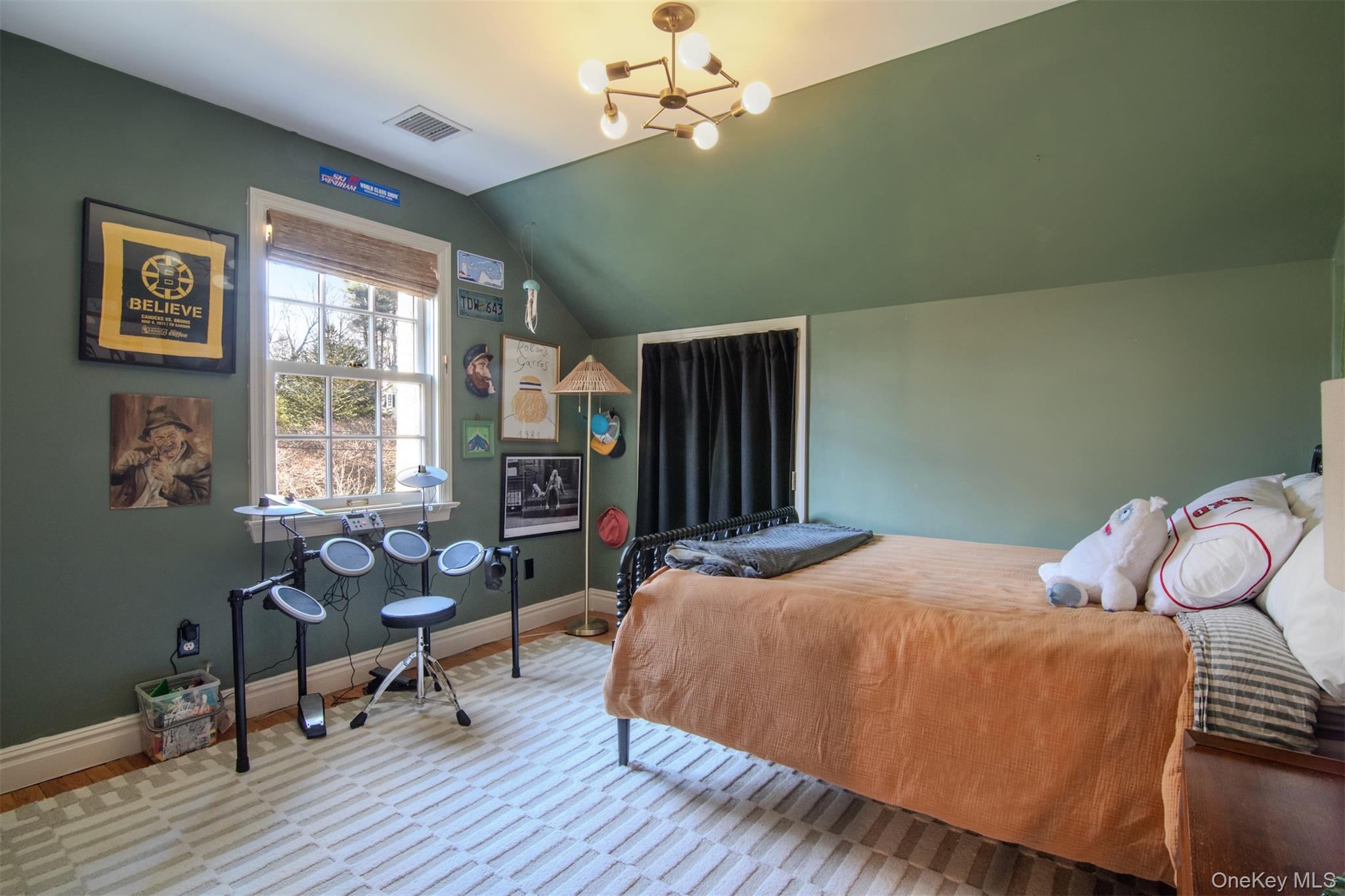 16 Bertha Place, Irvington, NY 10533