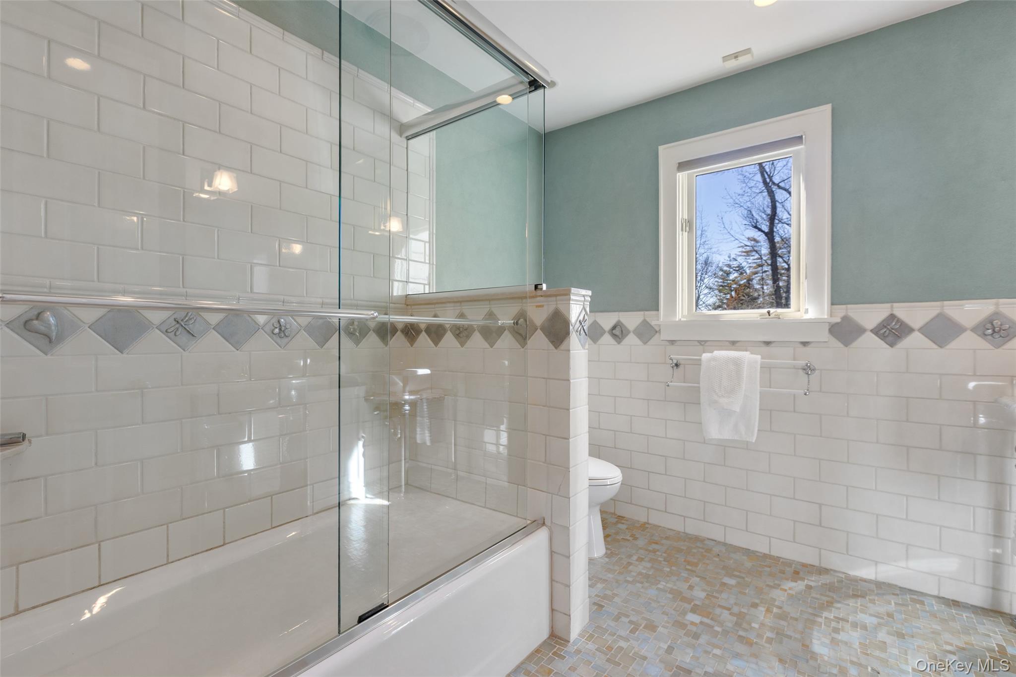 4 Trails End, Rye, NY 10580