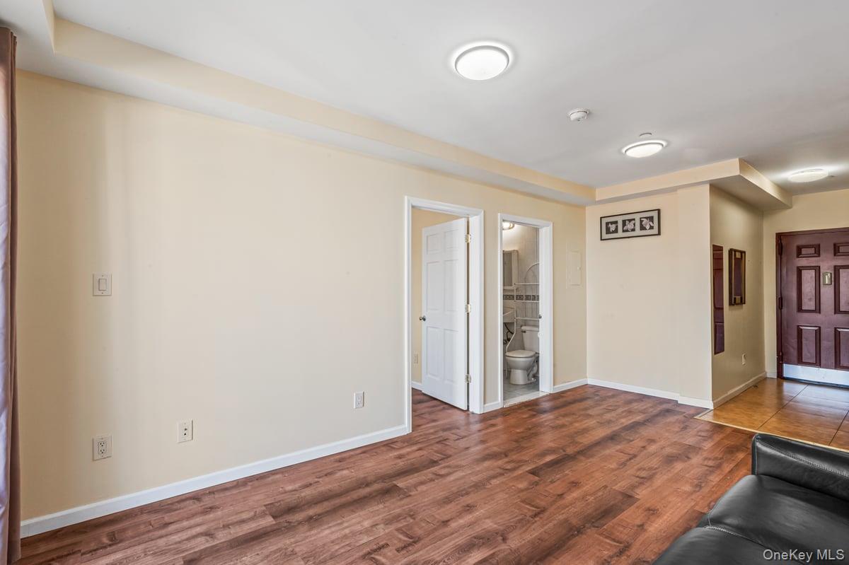 71-33 162nd Street # B, Fresh Meadows, NY 11365