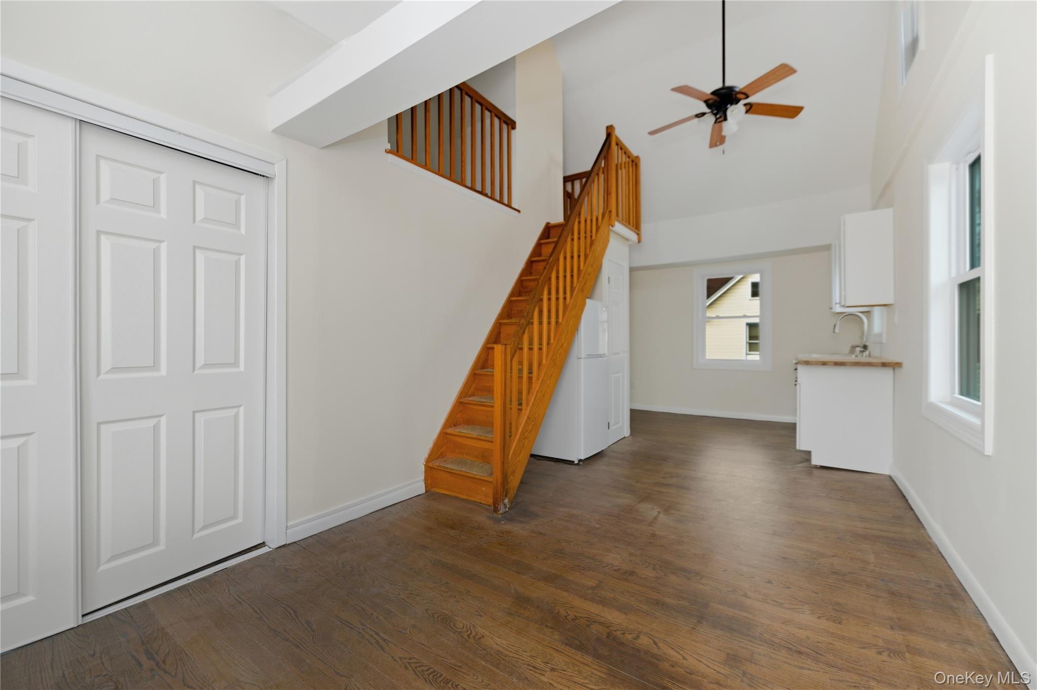 2984 Dorlon Place # Upper, Baldwin, NY 11510