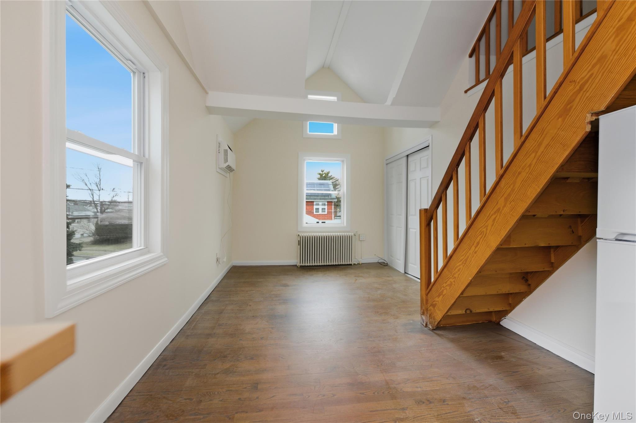 2984 Dorlon Place # Upper, Baldwin, NY 11510