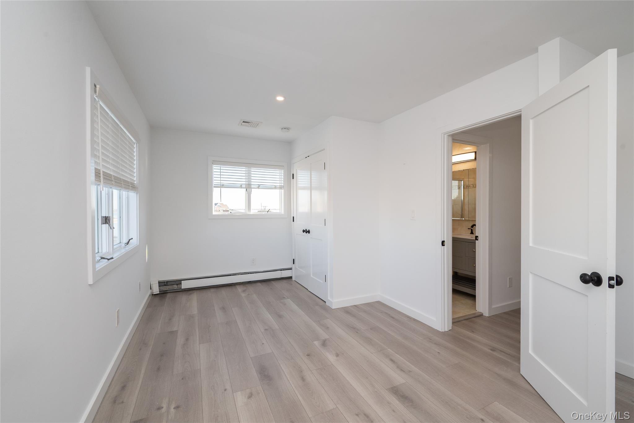 15 Roneck Court, Shirley, NY 11967