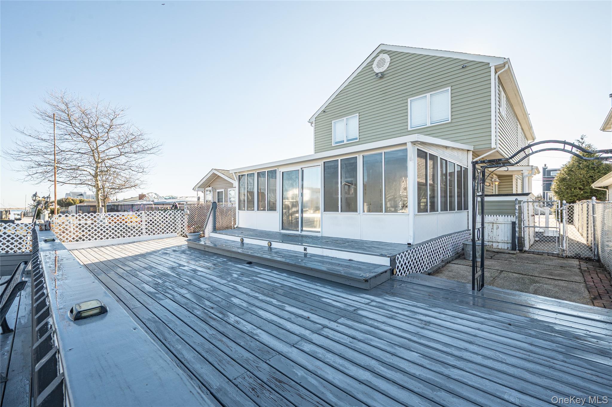 15 Roneck Court, Shirley, NY 11967