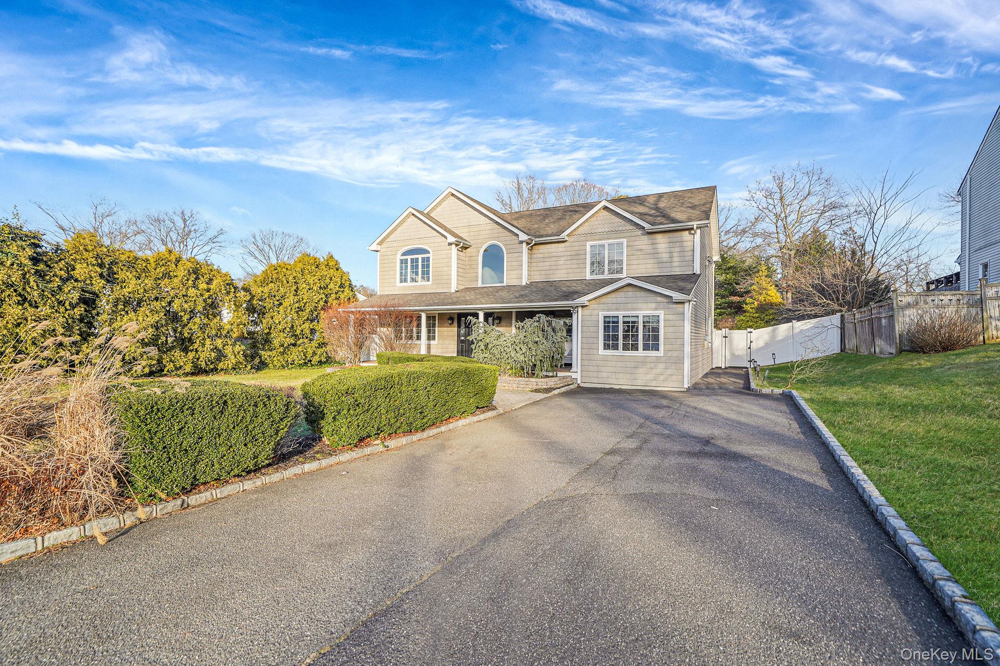 39 13th Avenue, Ronkonkoma, NY 11779