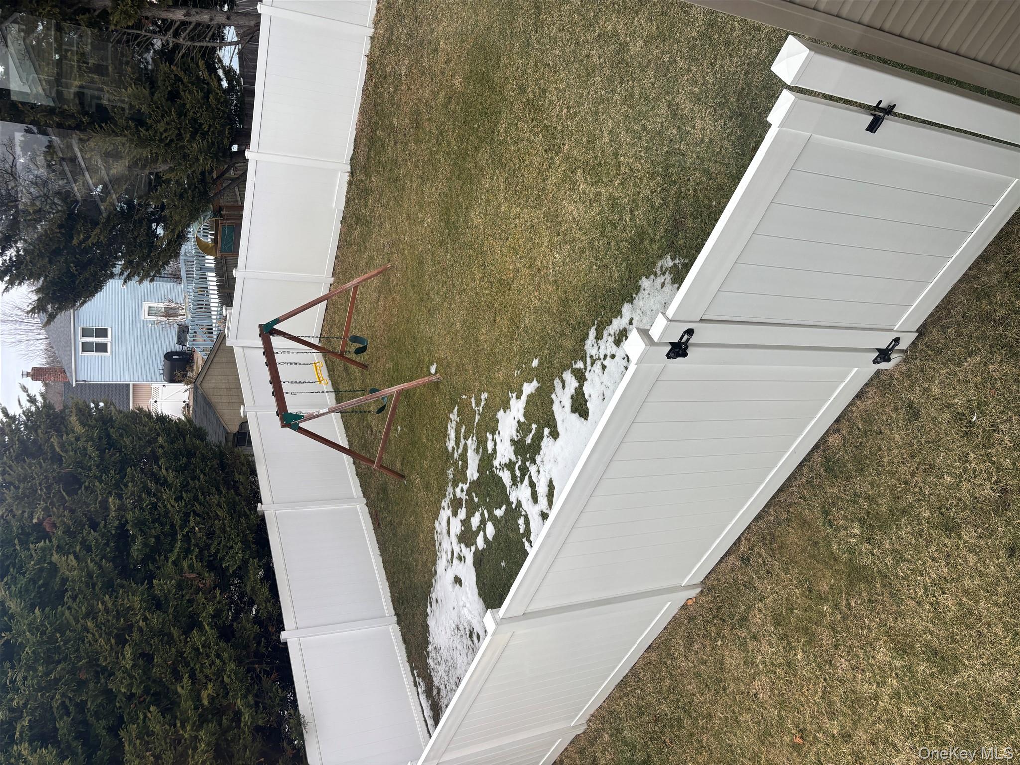 36 Cullen Avenue, Islip, NY 11751