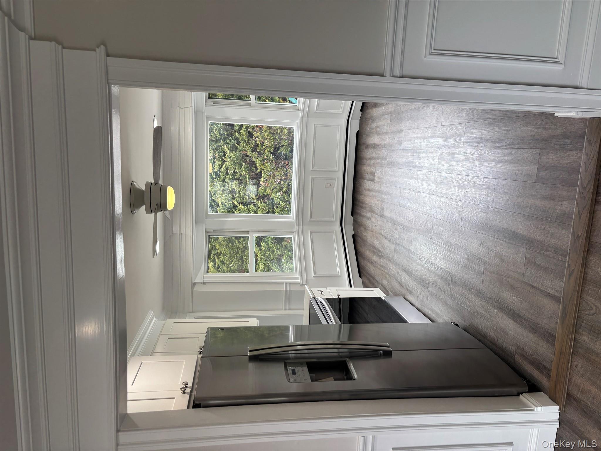 36 Cullen Avenue, Islip, NY 11751