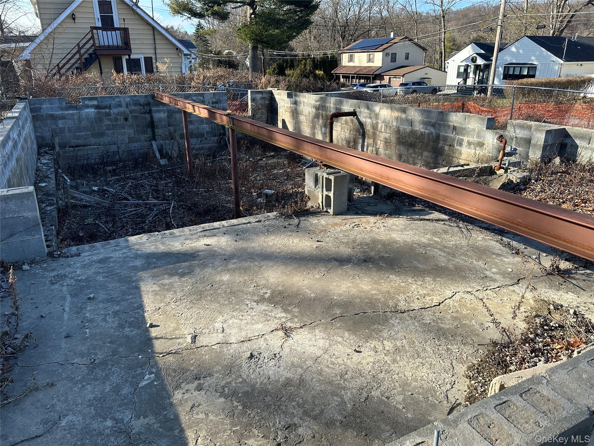 22 Tomahawk Drive, White Plains, NY 10603