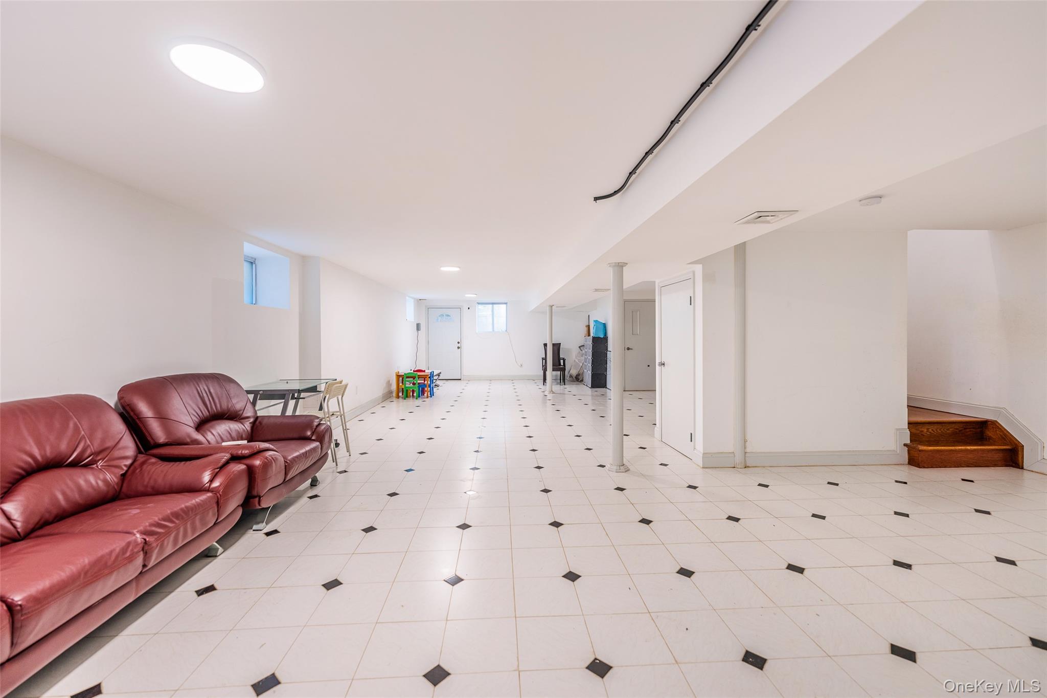 5312 199th Street, Fresh Meadows, NY 11365