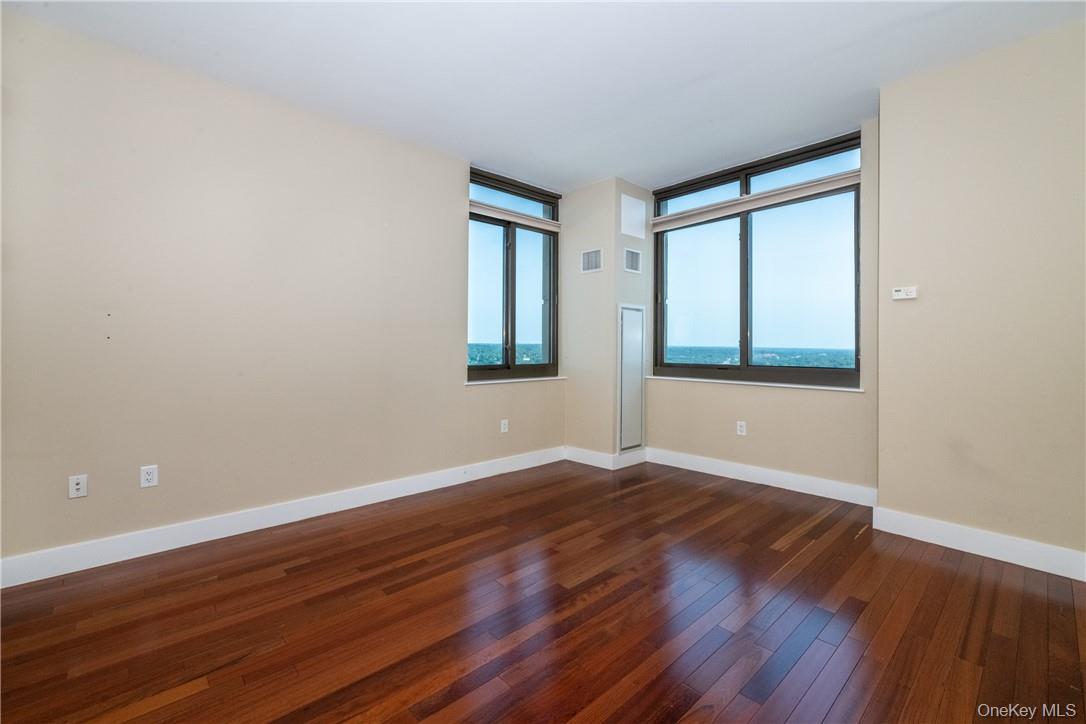 175 Huguenot Street # 1802, New Rochelle, NY 10801