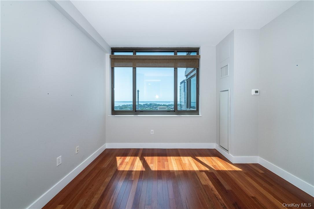 175 Huguenot Street # 1802, New Rochelle, NY 10801