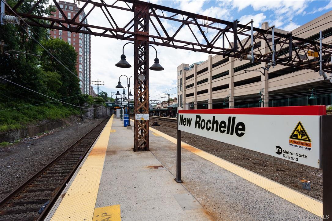 175 Huguenot Street # 1802, New Rochelle, NY 10801