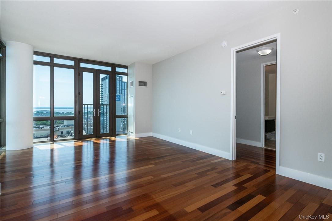 175 Huguenot Street # 1802, New Rochelle, NY 10801