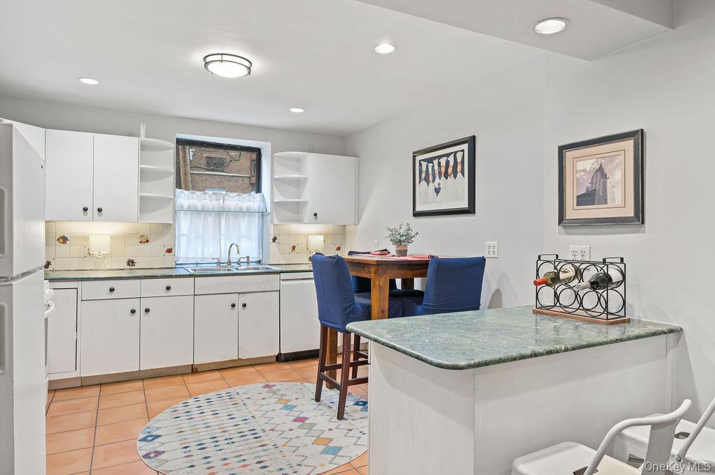 914 Wynnewood Road # LL4, Pelham, NY 10803