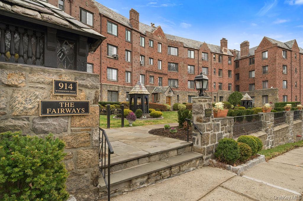 914 Wynnewood Road # LL4, Pelham, NY 10803