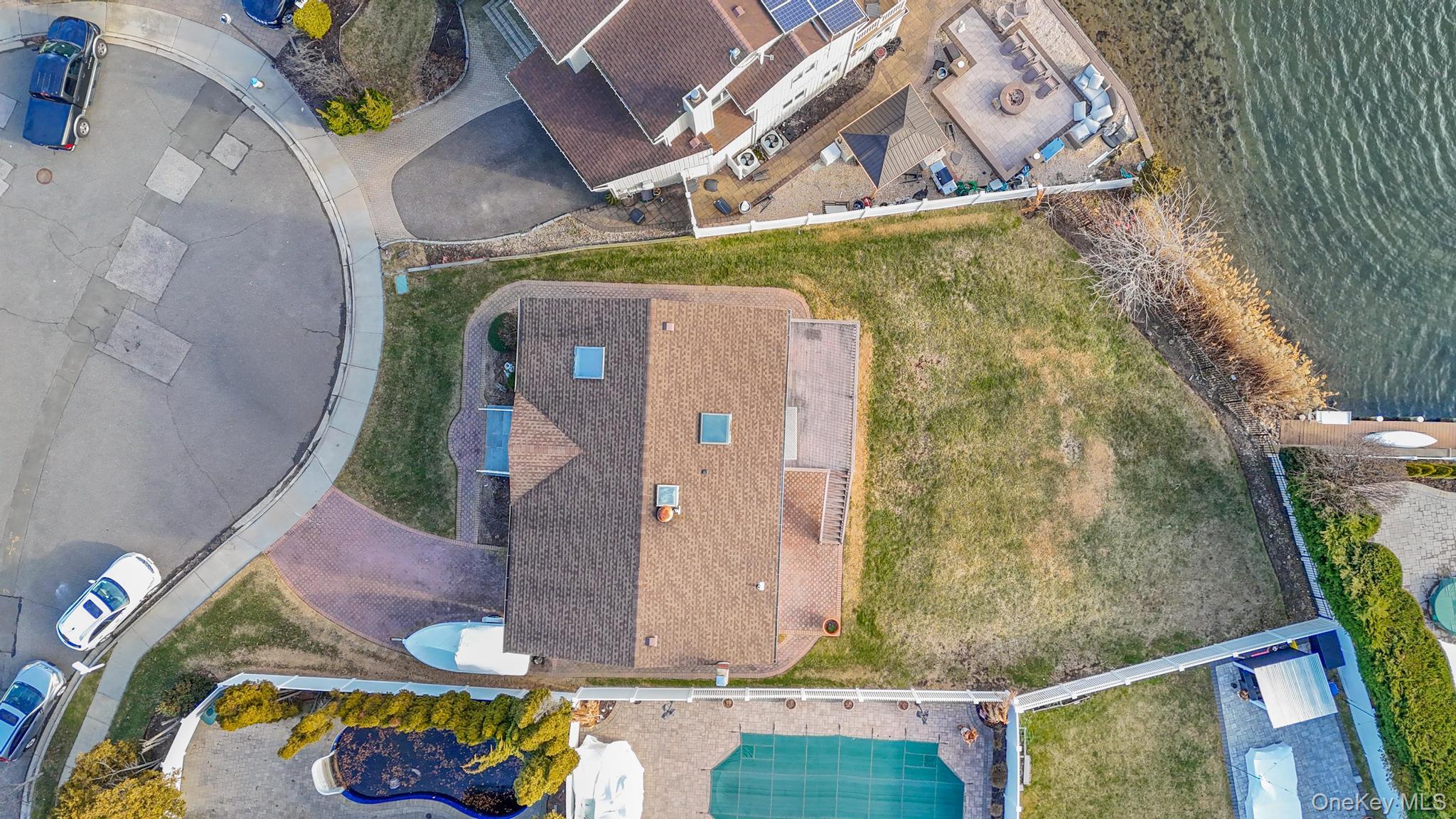 4068 Darby Lane, Seaford, NY 11783