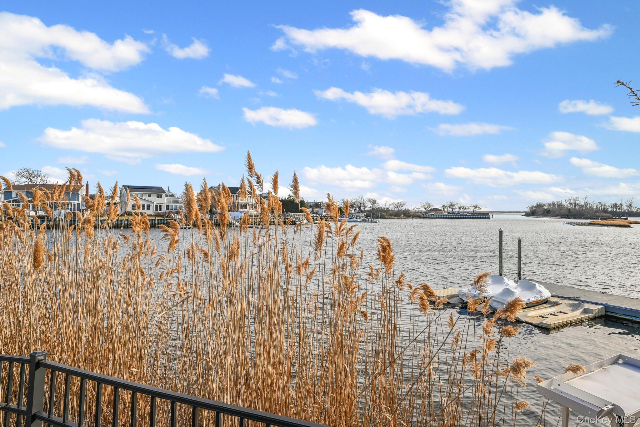 4068 Darby Lane, Seaford, NY 11783