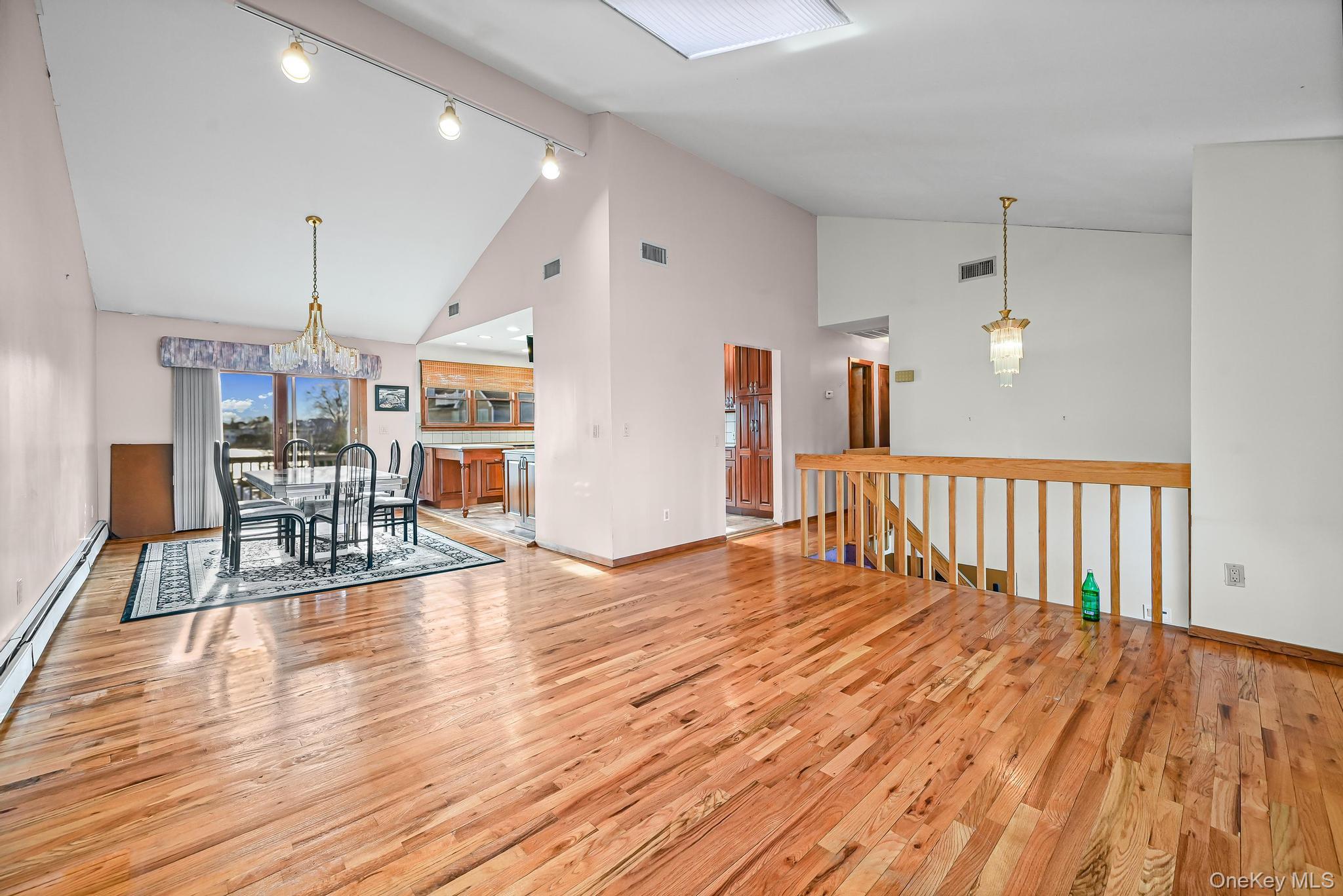 4068 Darby Lane, Seaford, NY 11783