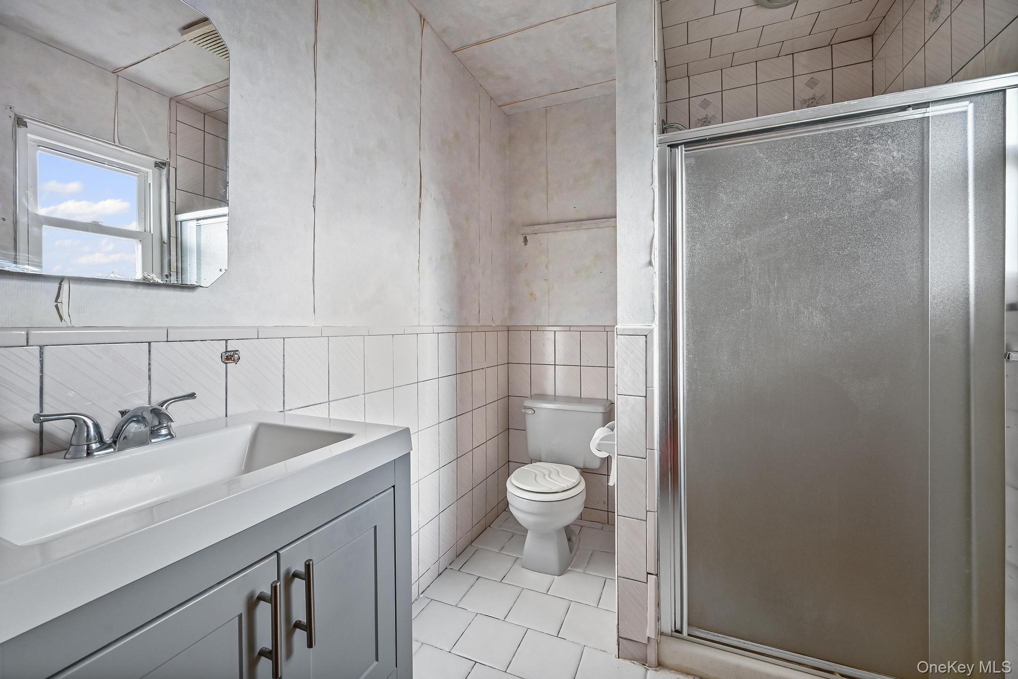 4068 Darby Lane, Seaford, NY 11783