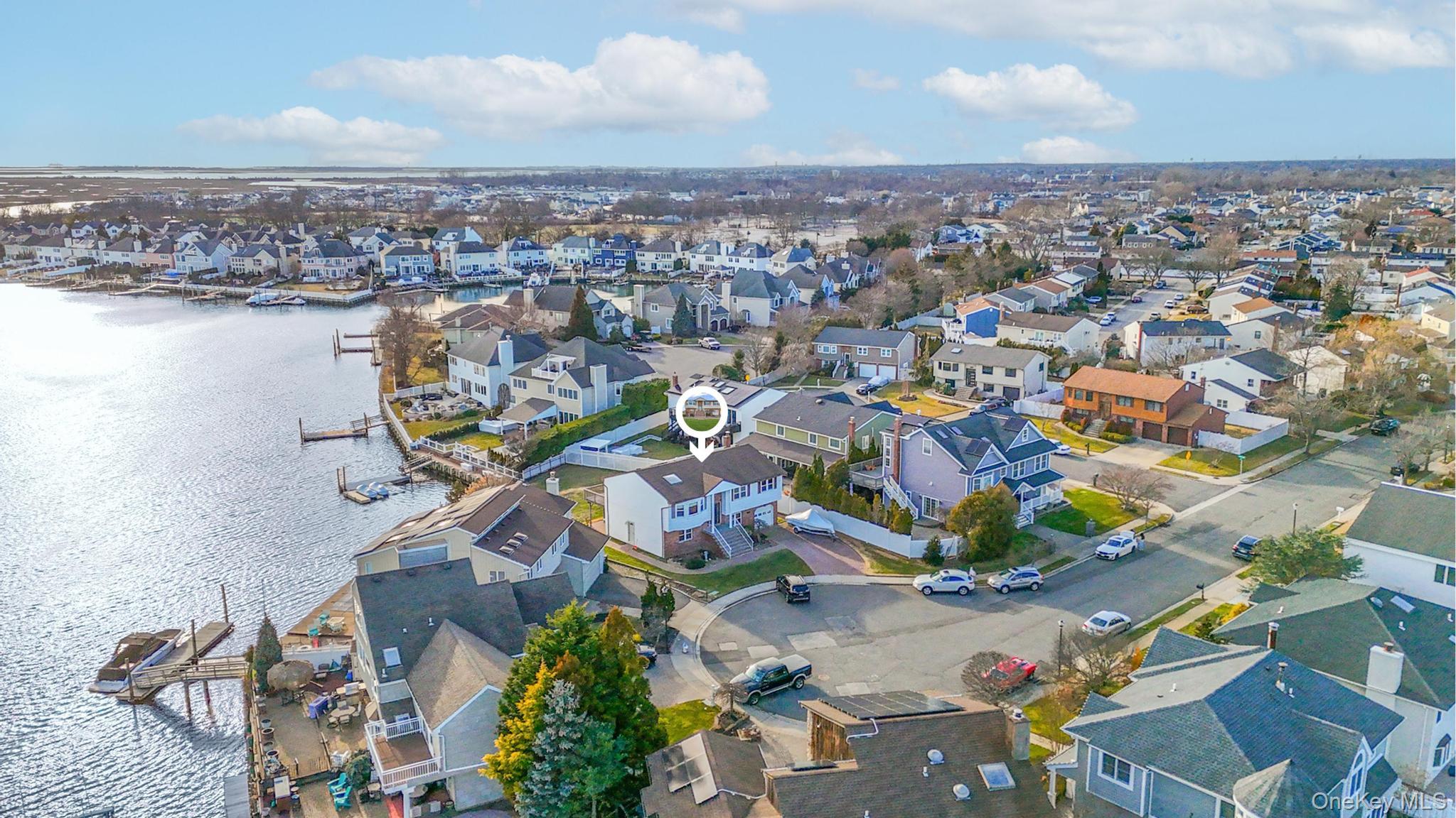 4068 Darby Lane, Seaford, NY 11783