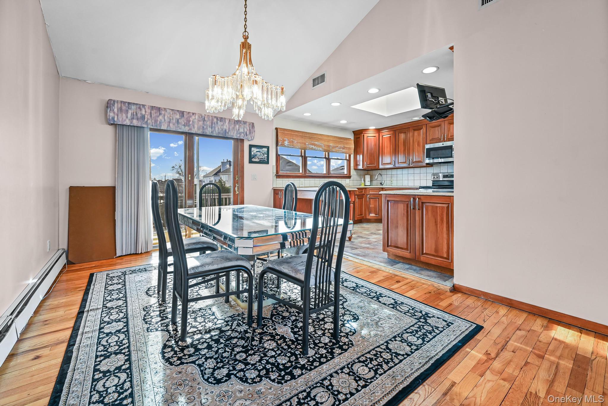 4068 Darby Lane, Seaford, NY 11783