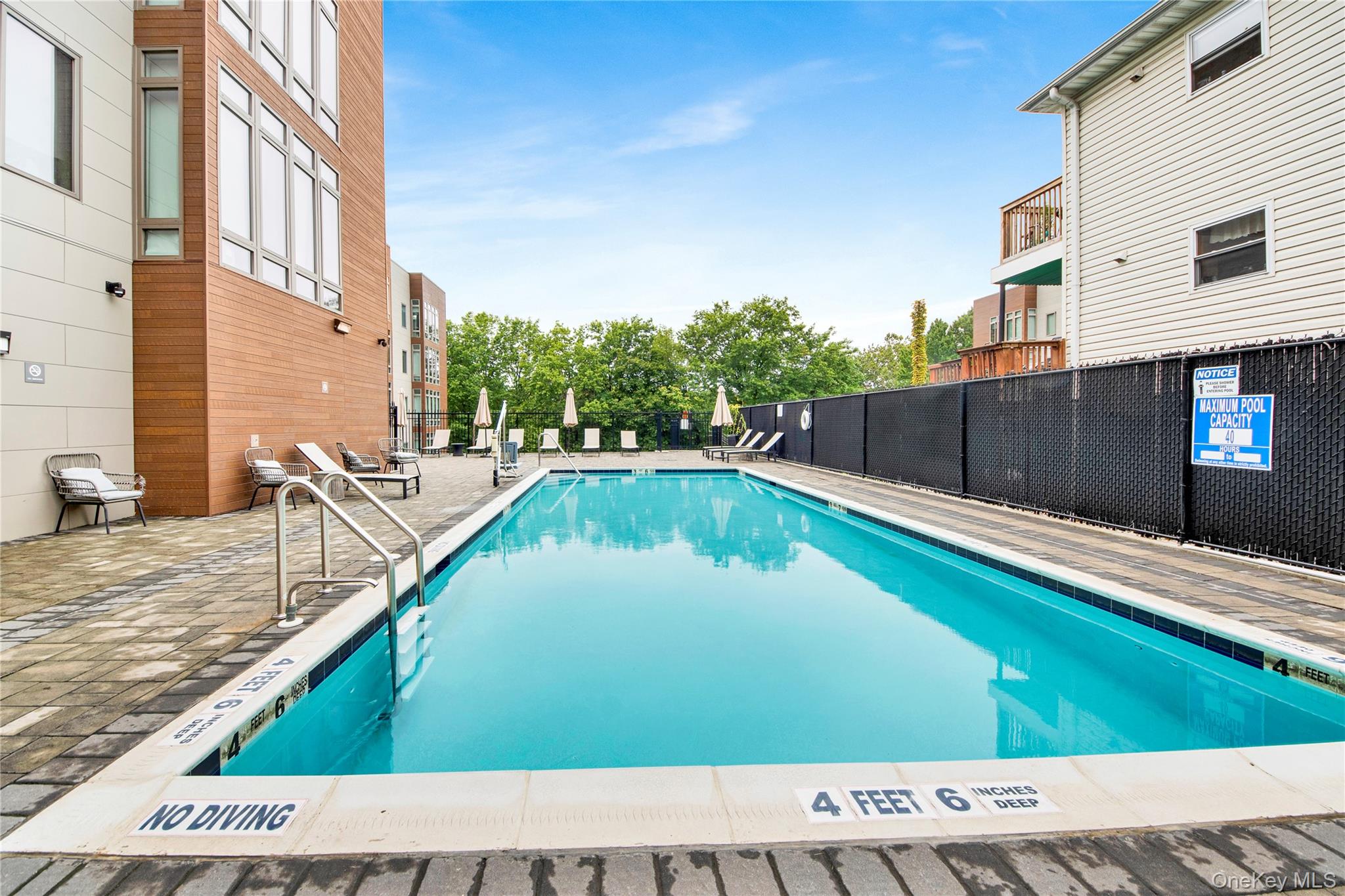 625 NORTH MACQUESTEN PARKWAY # 2B, Fleetwood, NY 10552