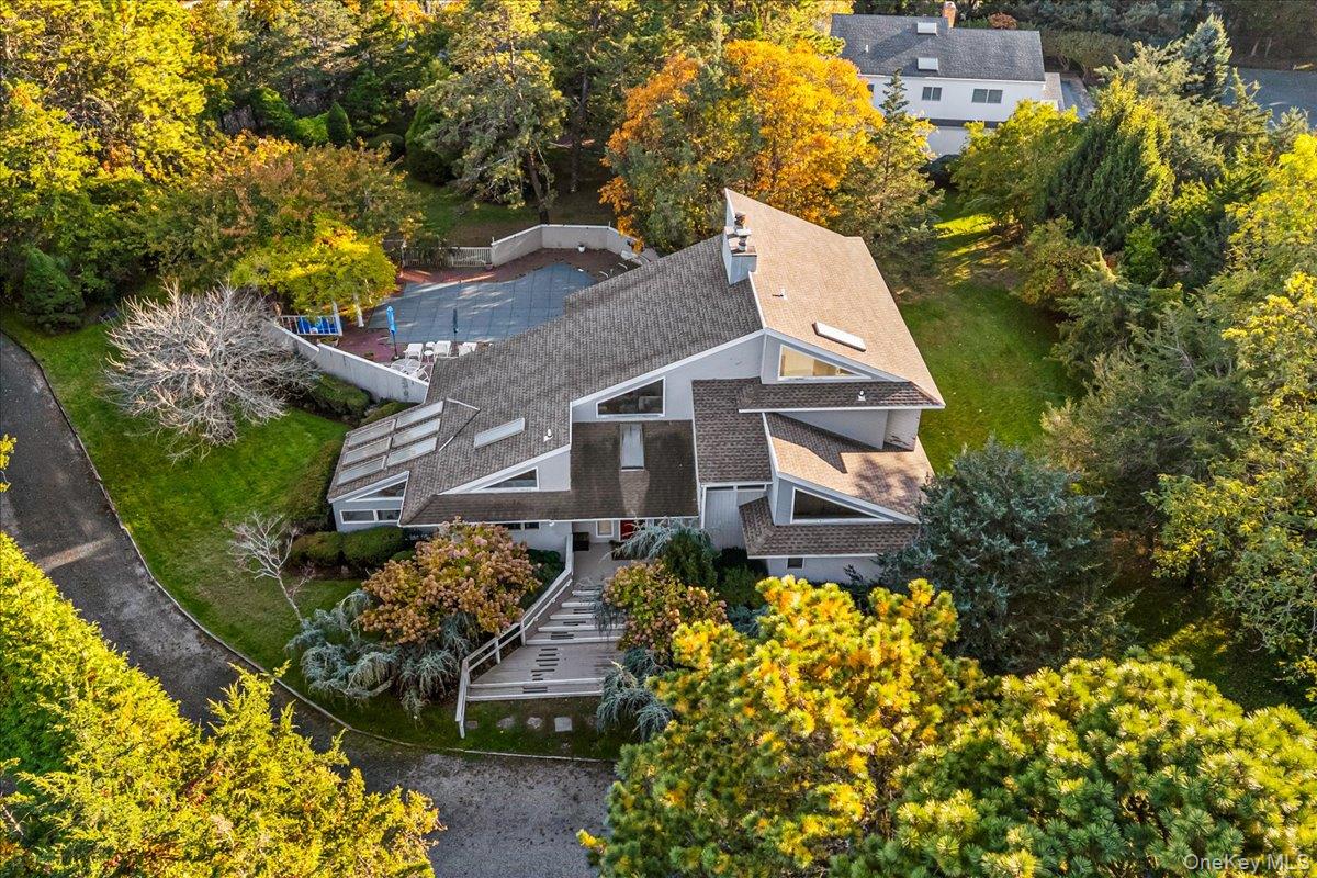 Westhampton, NY 11977